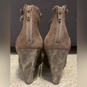 B&C Suede/Snake print wedges